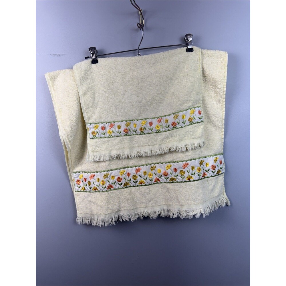 Vintage Cannon Monticello 1 Bath Towel & 1 Hand Towel With Floral Design & Fring - Picture 1 of 4